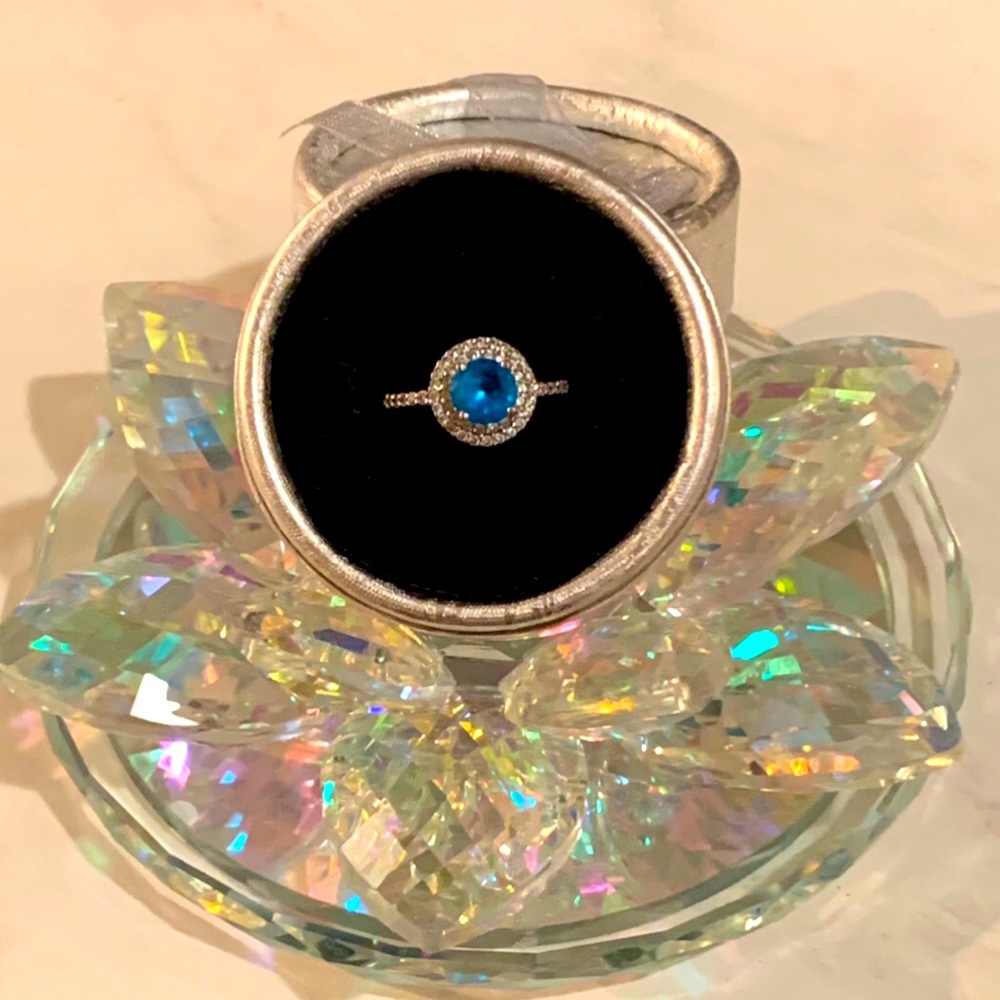 Deep blue aquamarine & white sapphire silver ring